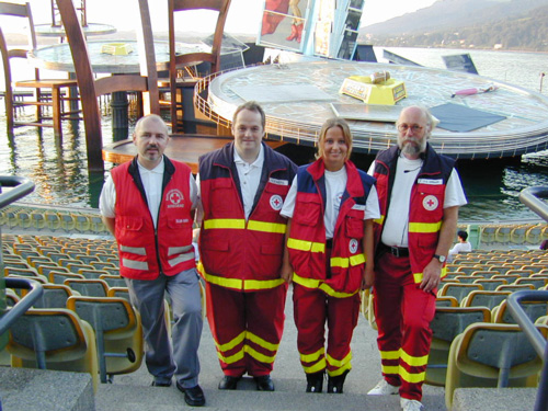 2002, ich mit Kameraden aus Lindau Dienst auf der Seebühne machte.